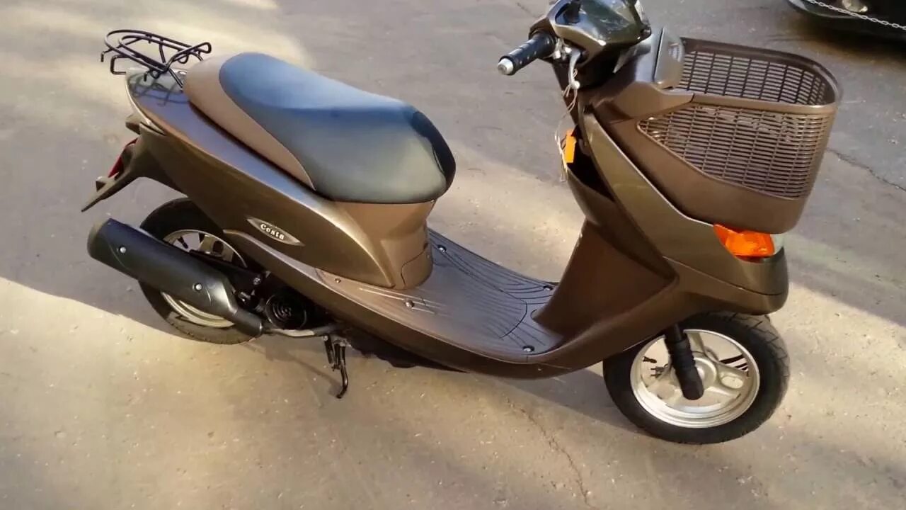 Honda dio 27 zx. Блок хонда дио. Honda dio 28 двигатель. Мопед хонда дио 18. Скутер honda dio af 18.