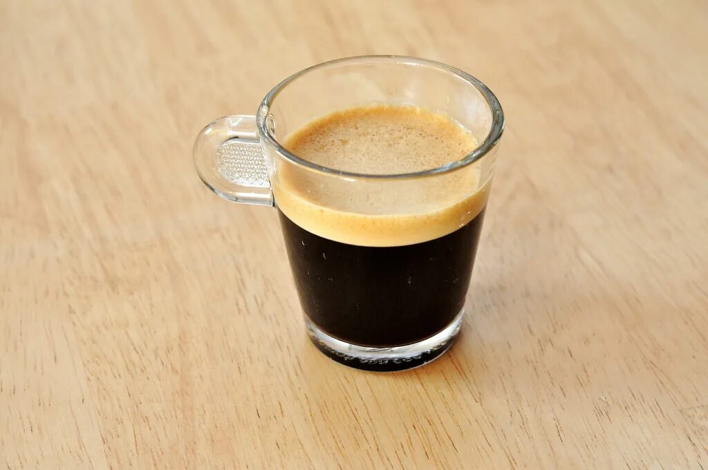Двойной ристретто. Espresso creations caramello flavoured. Фреддо эспрессо. Эспрессо ристретто. Кружка для макиато.