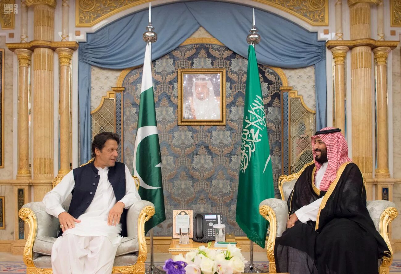 Саудовская Аравия и Пакистан. Сауди Аравия и Пакистан. Имран Хан и Король Саудовской. Пакистан Саудия.