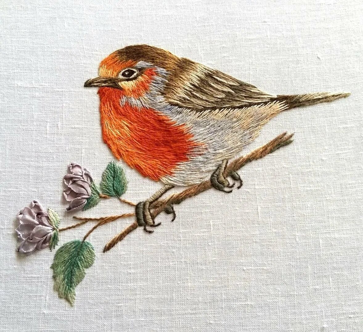 Вышивка гладью птички. Вышивка гладью триш бурр птицы. Триш бурр птичка гладью. Гладь птицы. Гладь птицы.