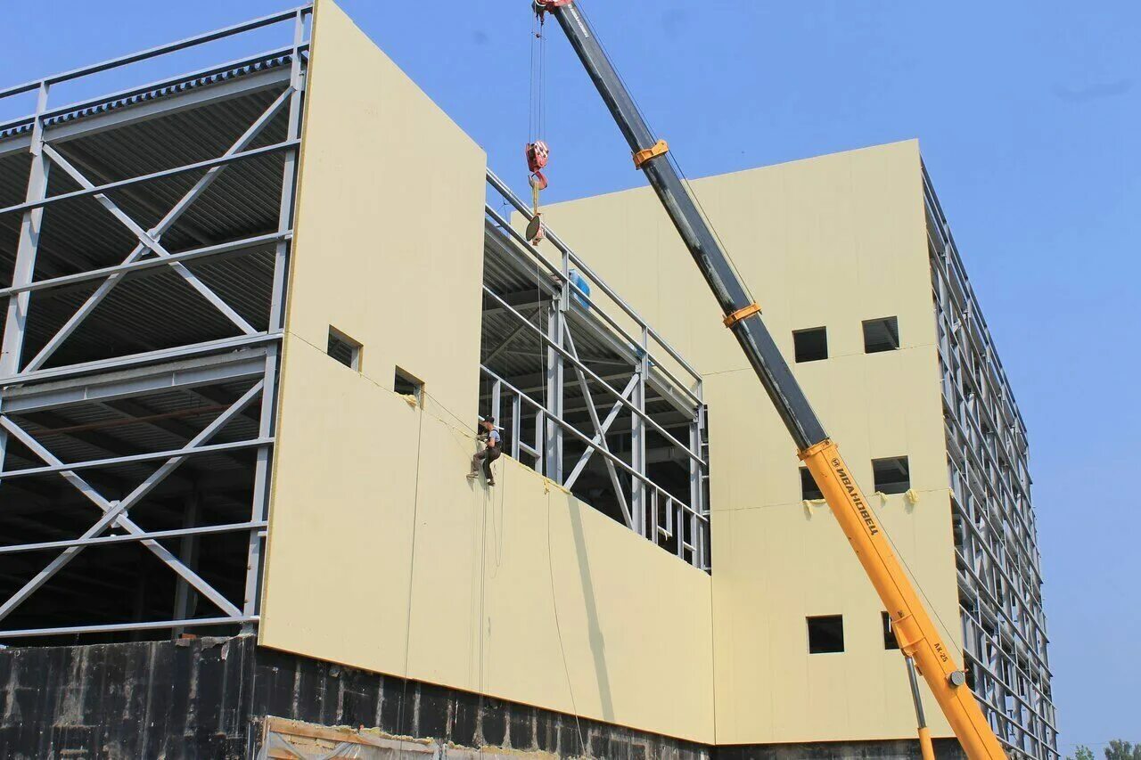 Монтаж металлоконструкций. Монтажные сооружения. Строительные конструкции. Монтаж металлоконструкций. Монтажник металлоконструкций.