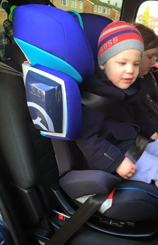 Cybex pallas g i size. Cybex pallas 2-fix purple. автокресло cybex со столиком 9-36 поворот. cybex pallas s-fix ребёнок не сидит. cybex beezy icon.