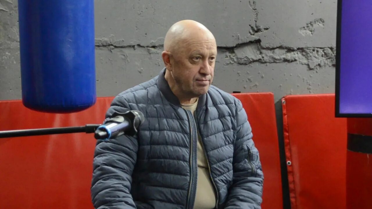 Пригожин чвк вагнера. Нас 25 тысяч пригожин. Шойгу вагнер. Пригожин 2023. Прилепин злой.