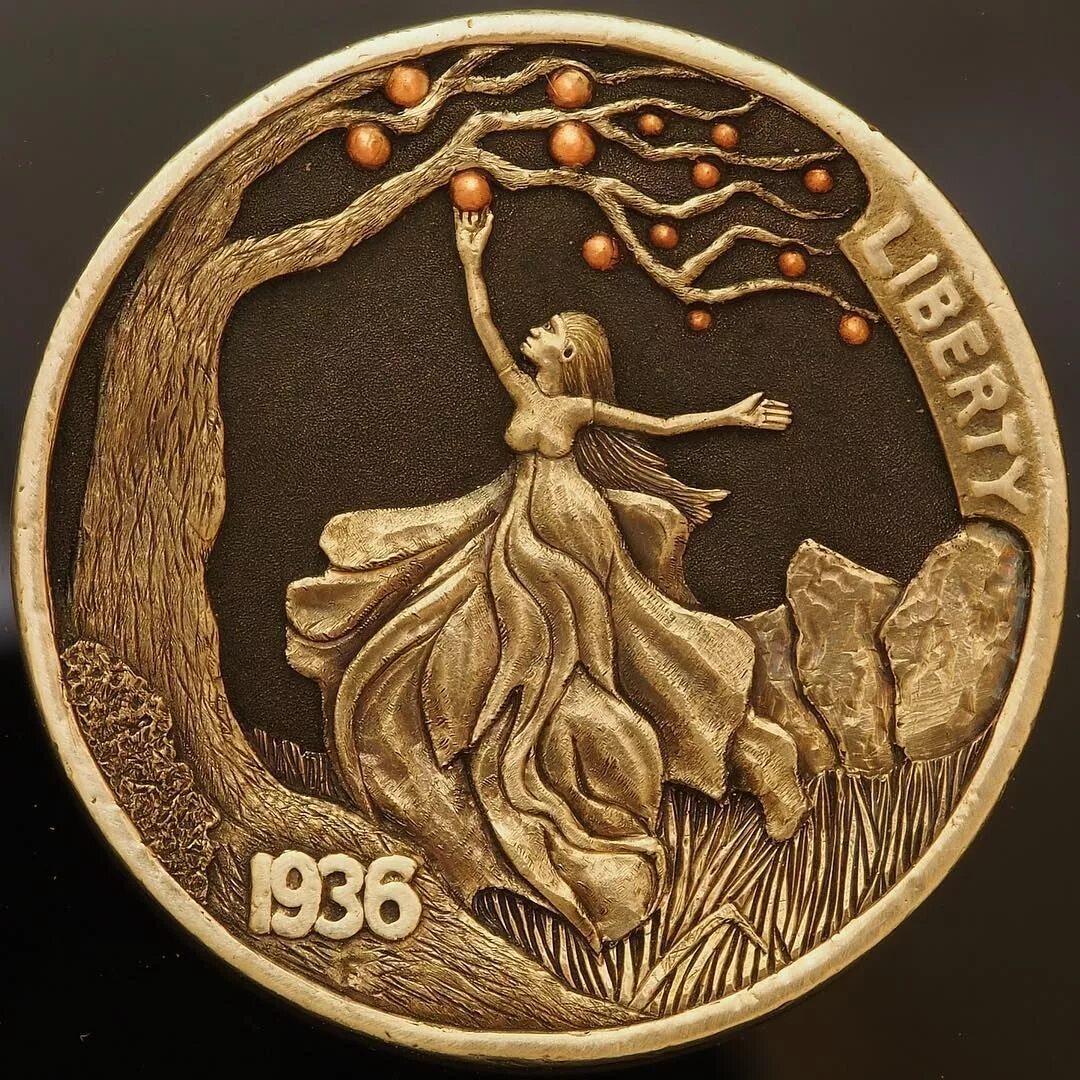 Xblast монета. Монета с изображением дерева. Монеты с женщинами. Девушка с монетами. Дерево с монетами.
