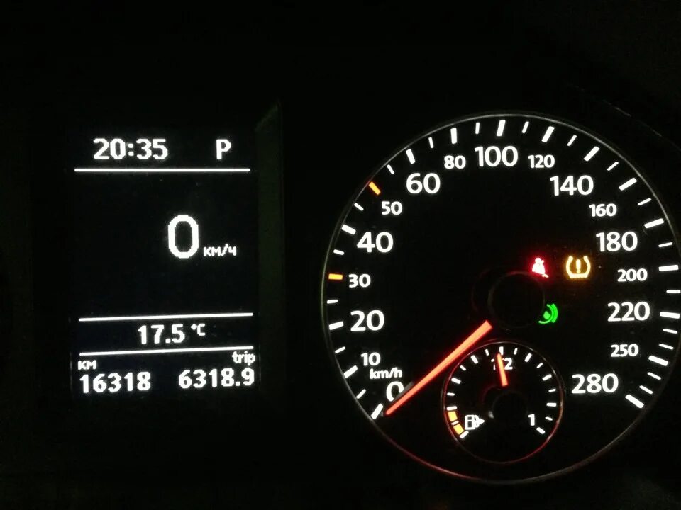 Горит ошибка давления в шинах. Контроль давления в шинах vw golf 6. датчик давления в шинах пассат б7. давление в шинах пассат б7 1.4 tsi. пассат б6 давление в шинах r16.
