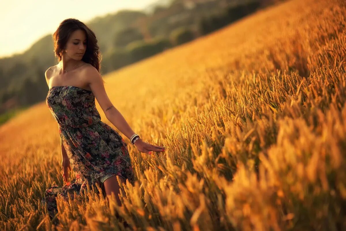 Красивые картинки девушек природа