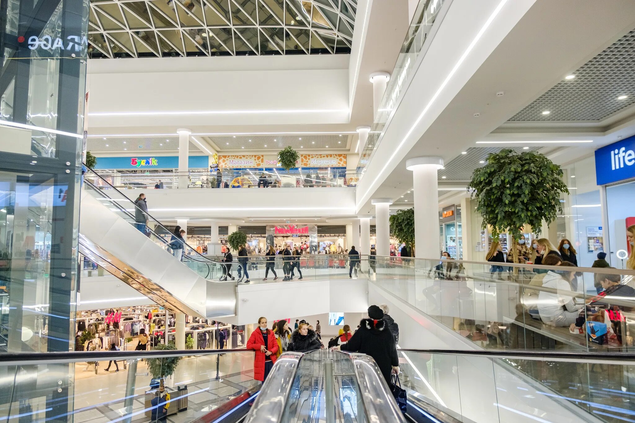 Трк гродно. Тц тринити гродно магазины. Трк trinity гродно. Тринити гродно фото. Тц тринити гродно магазины.