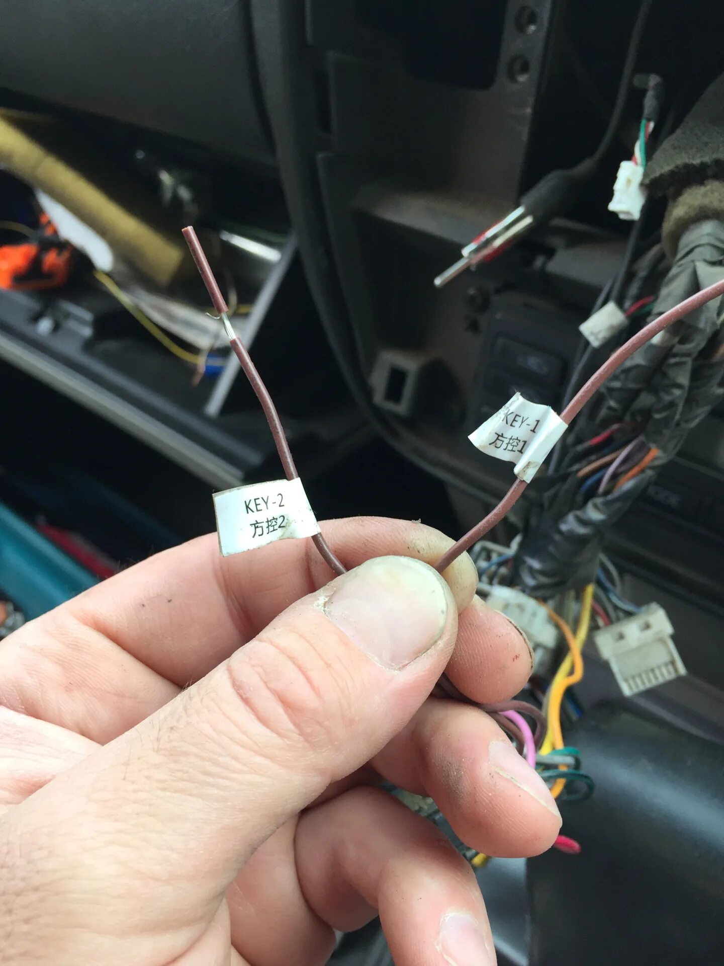 Pioneer SPH-DA110 монтаж в Nissan Note - Nissan Note (1G), 1,6 л, 2011 года свои