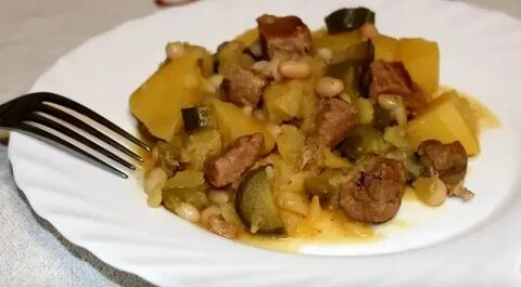 Картошка с мясом с огурцами