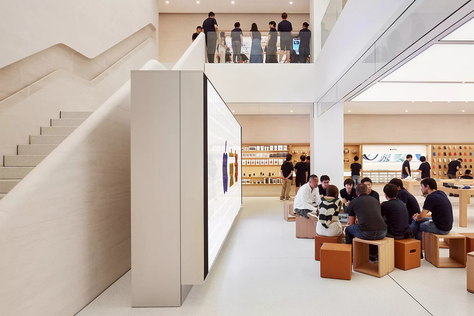 Апл стор уфа. Магазин apple. Апл стор уфа. Restore пенза. Apple store 2021.