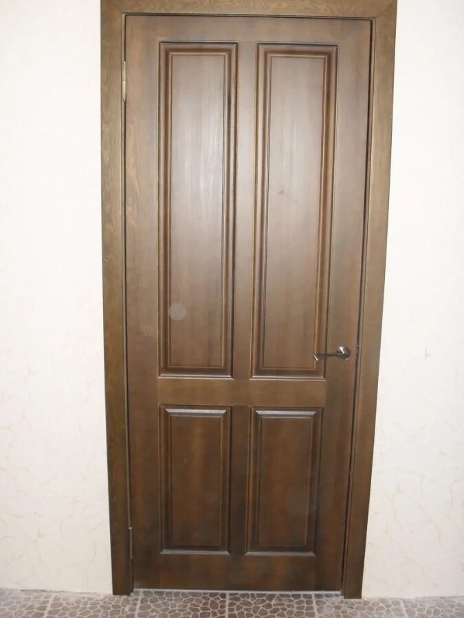 Большие деревянные двери. Деревянная дверь. Г волжский двери межкомнатные. Двери межкомнатные деревянные. Двери волгоград.