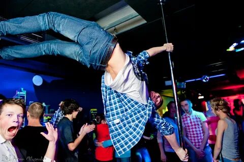 Танцор на шесте - ЯПлакалъ 