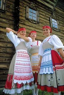 Народный костюм карелии женский
