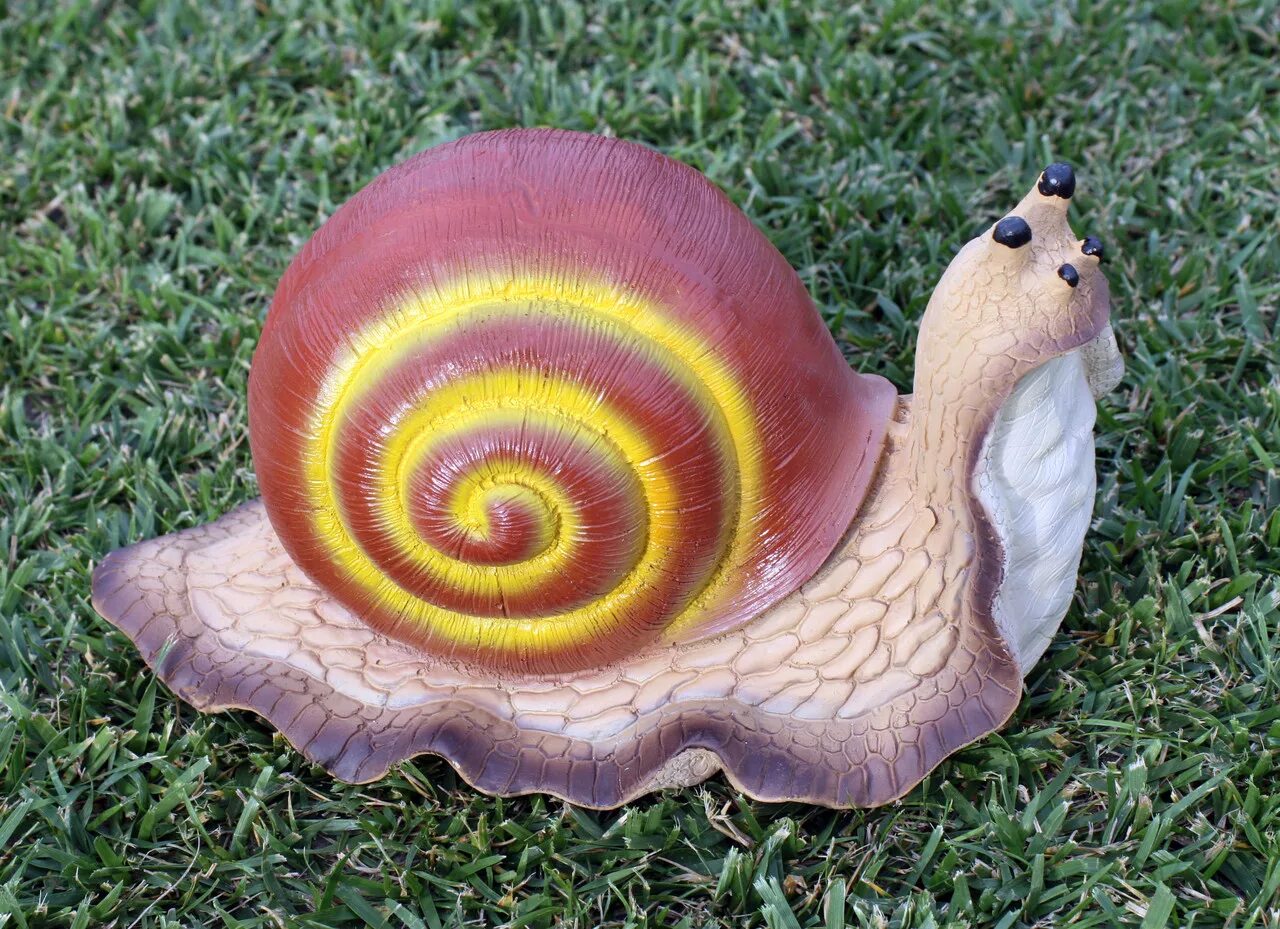 Улитка из цемента для сада. Улитка из глины. Как сделать улитку. Как сделать улитку. Манчжурская улитка.