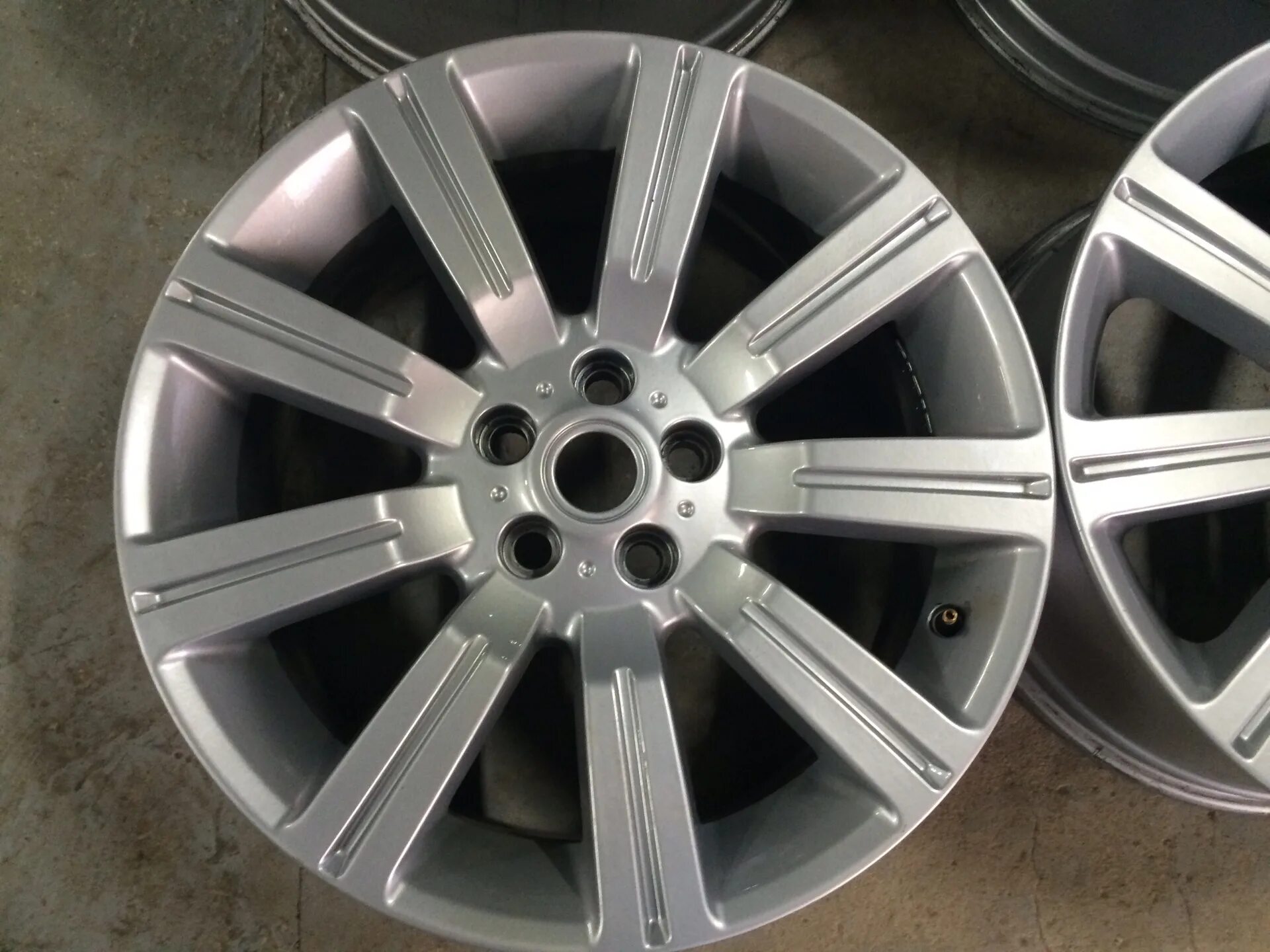 Диски bbs r20. Диски bazo r20 хром 6*150. Диски alster r18 main. Продам р 20. Диски фирмы dub.