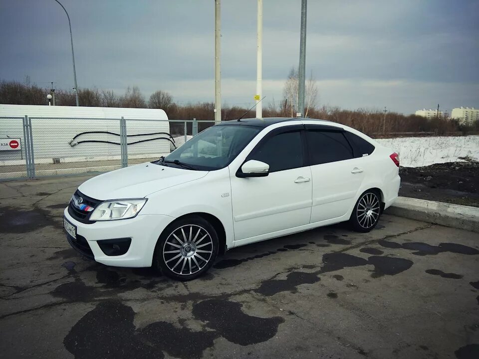 Дисули - Lada Гранта лифтбек, 1,6 л, 2014 года колёсные диски DRIVE2