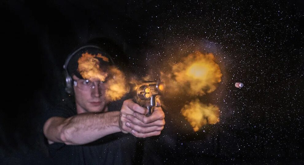 Рассеянный выстрел. Диафильм затерянный мир. Баллистическая пуля. Рассеянный выстрел. Летящая пуля.