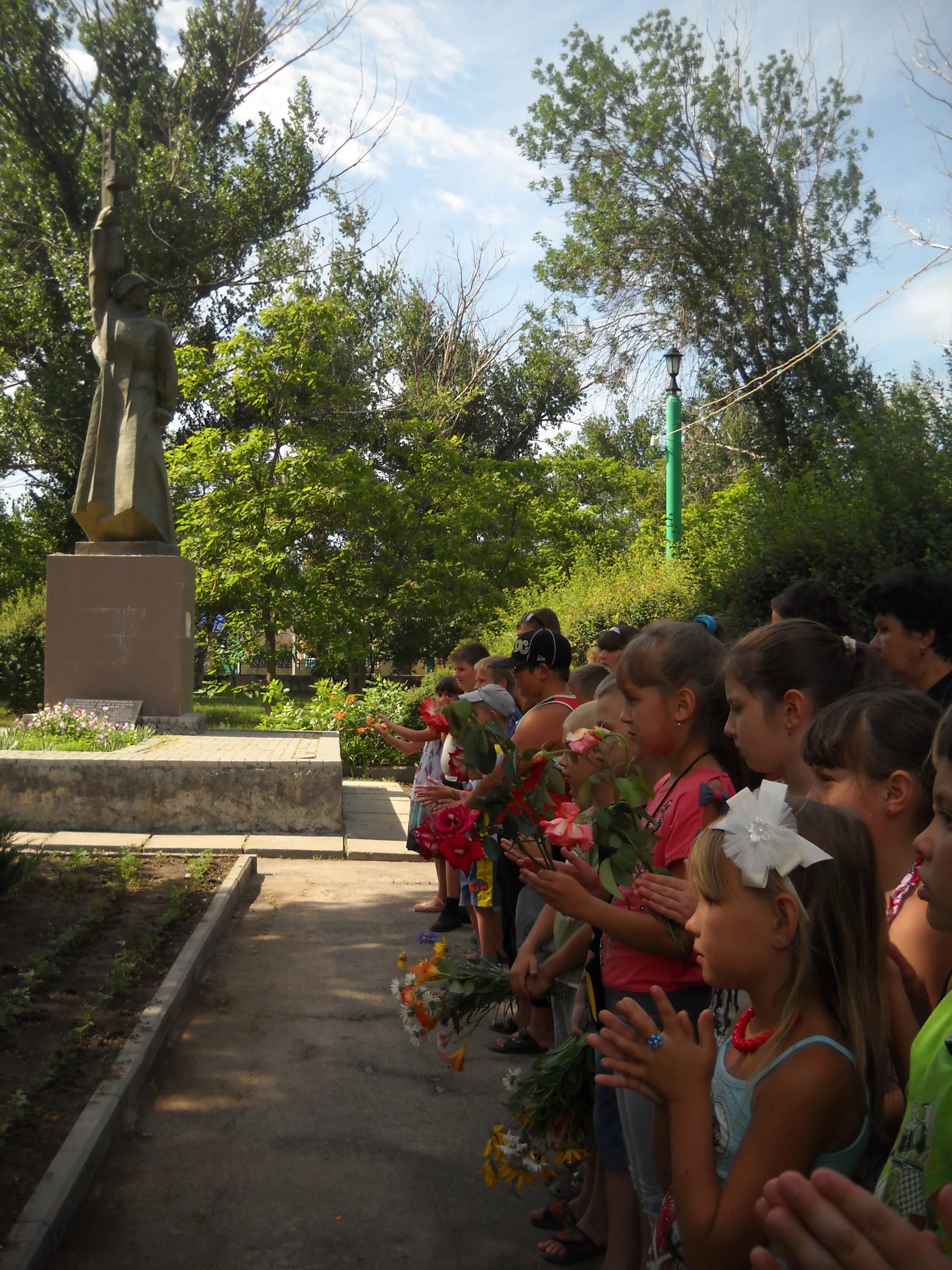 Поселок жирнов тацинский. П Жирнов Тацинского района Ростовской области. Посёлок Жирнов Тацинский район Ростовская область. Жирнов Тацинский район школа. Ростовская область Тацинский район поселок Жирнов школа.