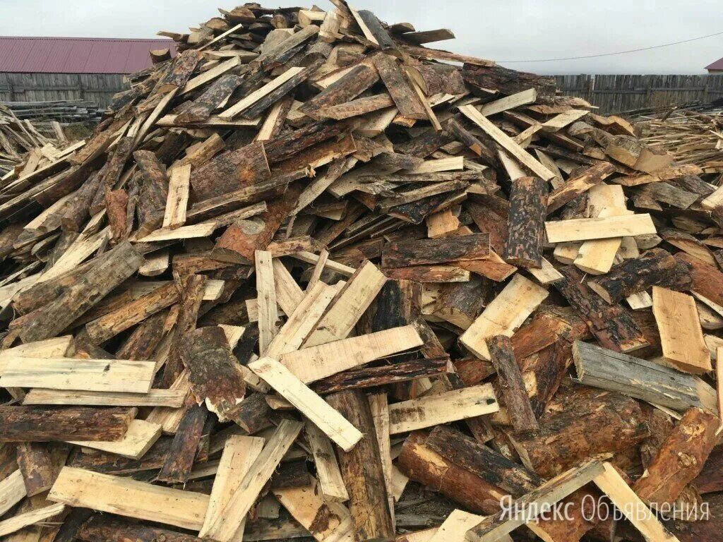 Сухара горбыль. Распиленный горбыль. Горбыль пиленый. Горбыль пиленый. Горбыль хвойных пород дровяной.