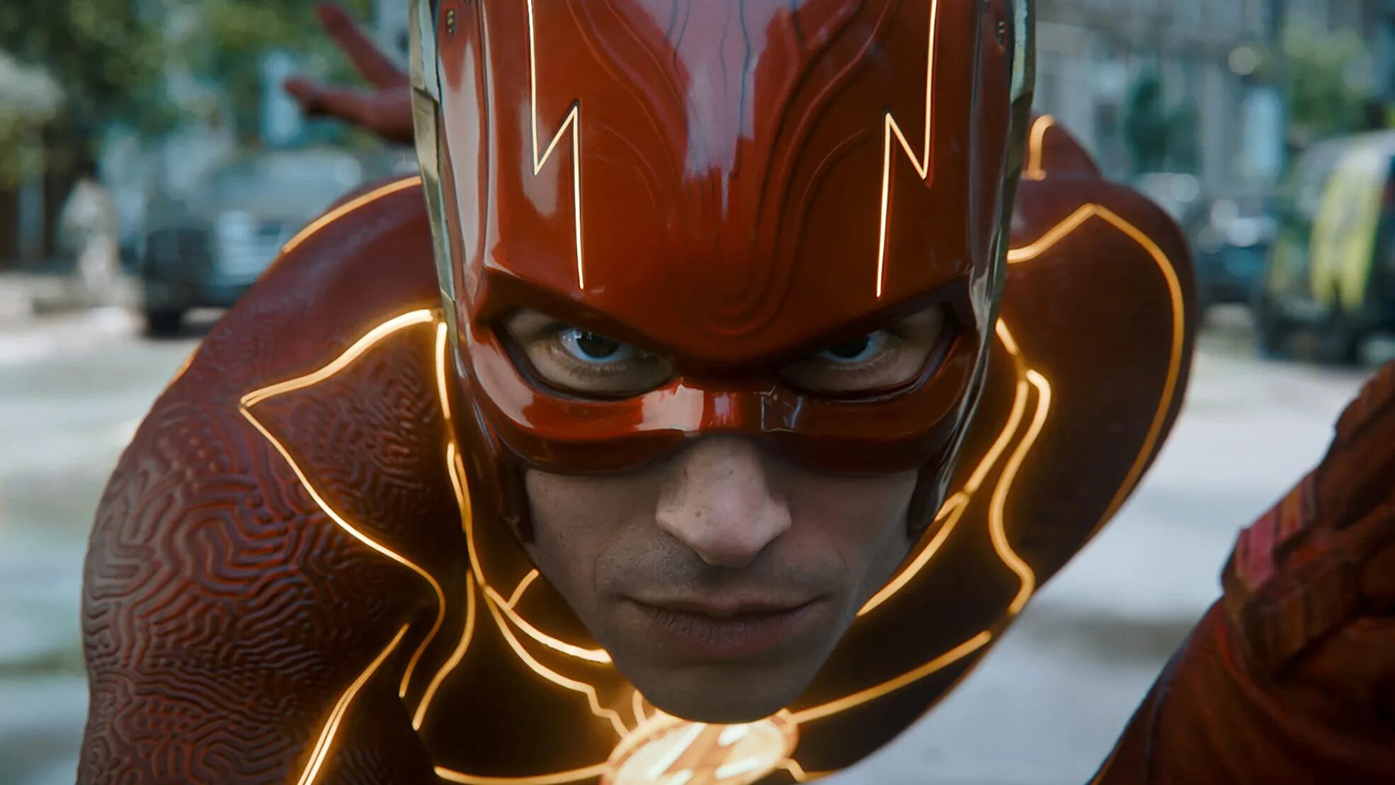 Flash 2020. Эзра Миллер 2022. Флэш Эзра Миллер 2023. Флеш Эзра Миллер 2022.