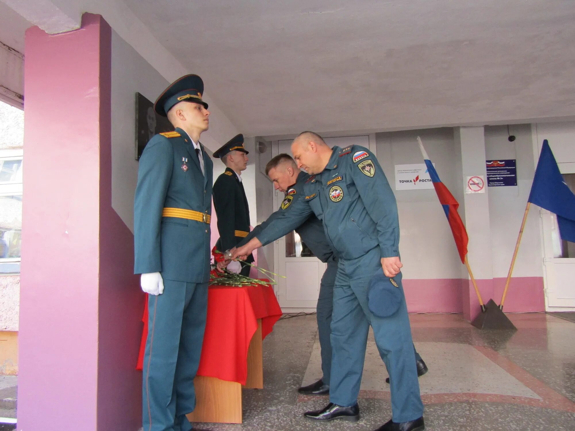 Памяти погибшим пожарным. Должностные обязанности пожарного. Служебный долг пожарного. Обследование системы вентиляции проводится. Псч 1.