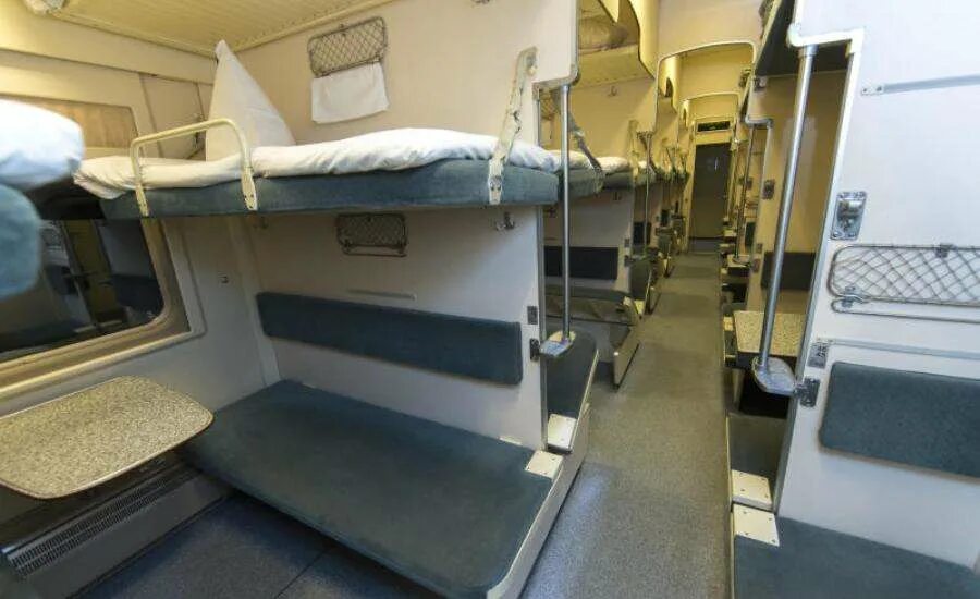 плацкартный вагон трансмашхолдинг. фирменный вагон ржд плацкарт. фирменный поезд белогорье 071в. вагоны ржд плацкарт купе. вагон купе фпк.