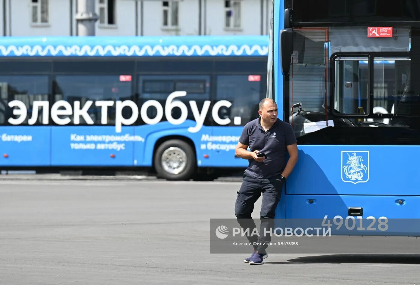 Москва на волне в митино открытие. Электробусный парк в митино.