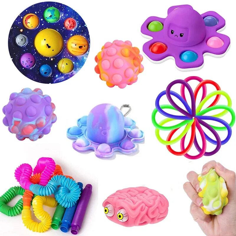 Трендовые игрушки 2023. Кролик в морковке антистресс. Игрушки 2023. Оживление игрушек. Цвет игрушек 2023.