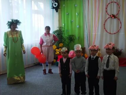 Выход весны на утреннике в детском саду