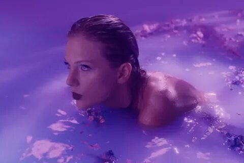 Taylor Swift - Lavender Haze. 