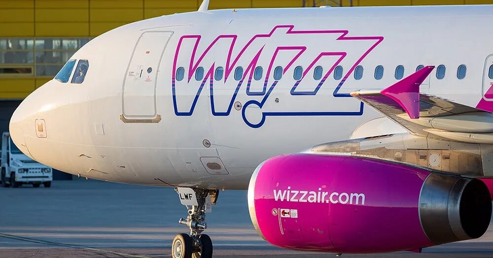 Лоукостер Wizz Air. Wizz Air Авиапарк. Wizz Air внутри.