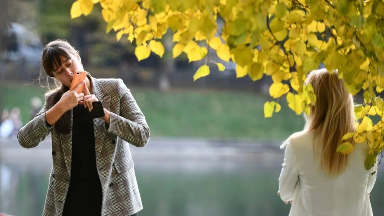 Осень радует. Самый теплый день в октябре. Самый теплый день в октябре. Самый теплый день в октябре. Когда ждать бабье летов москве 21 год.