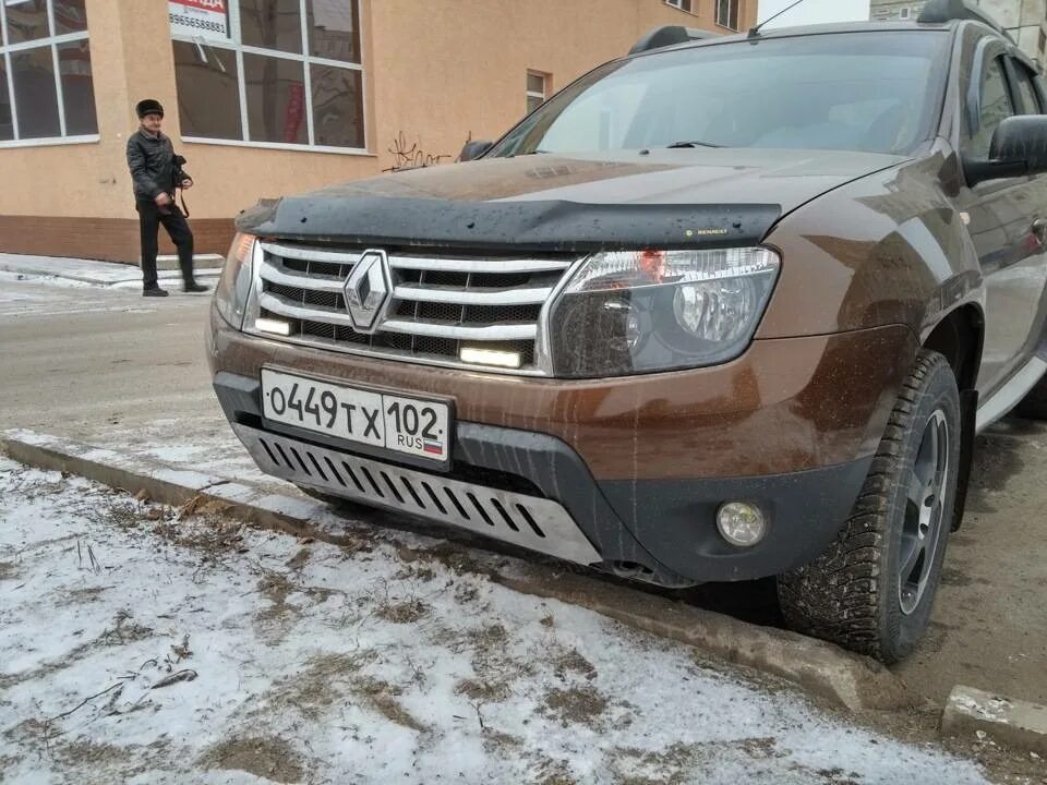 Установка бампера дастер. Защита бампера дастер 2. защита бампера рено дастер 2014. дастер 2014 бампер. защита бампера дастер 2013.