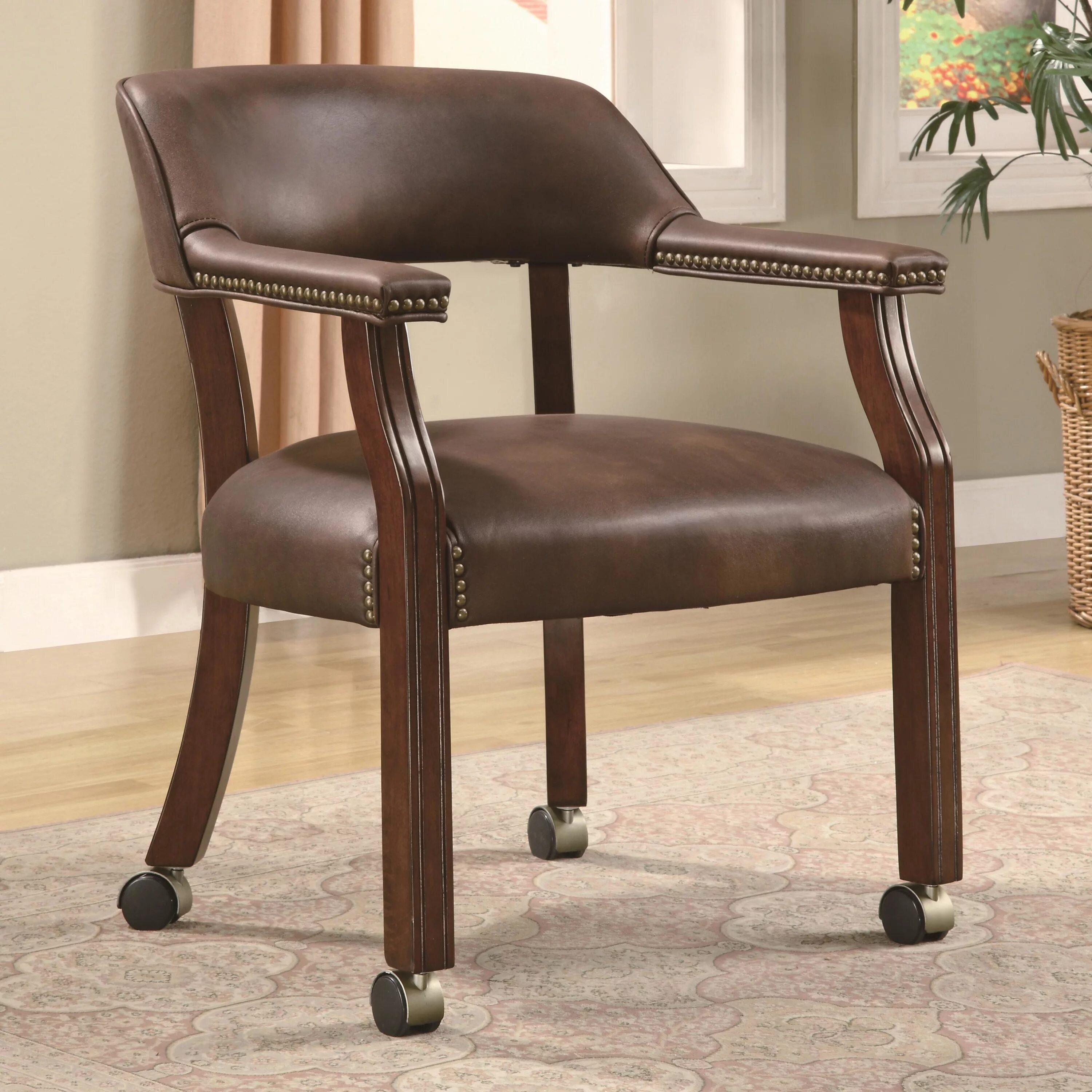 Chairs brown. Кресло для домашнего кабинета. Стул для домашнего кабинета. Стул для кабинета в классическом стиле. Деревянное рабочее кресло для домашнего кабинета.