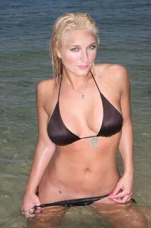 Pics naked brooke hogan Brooke Hogan.