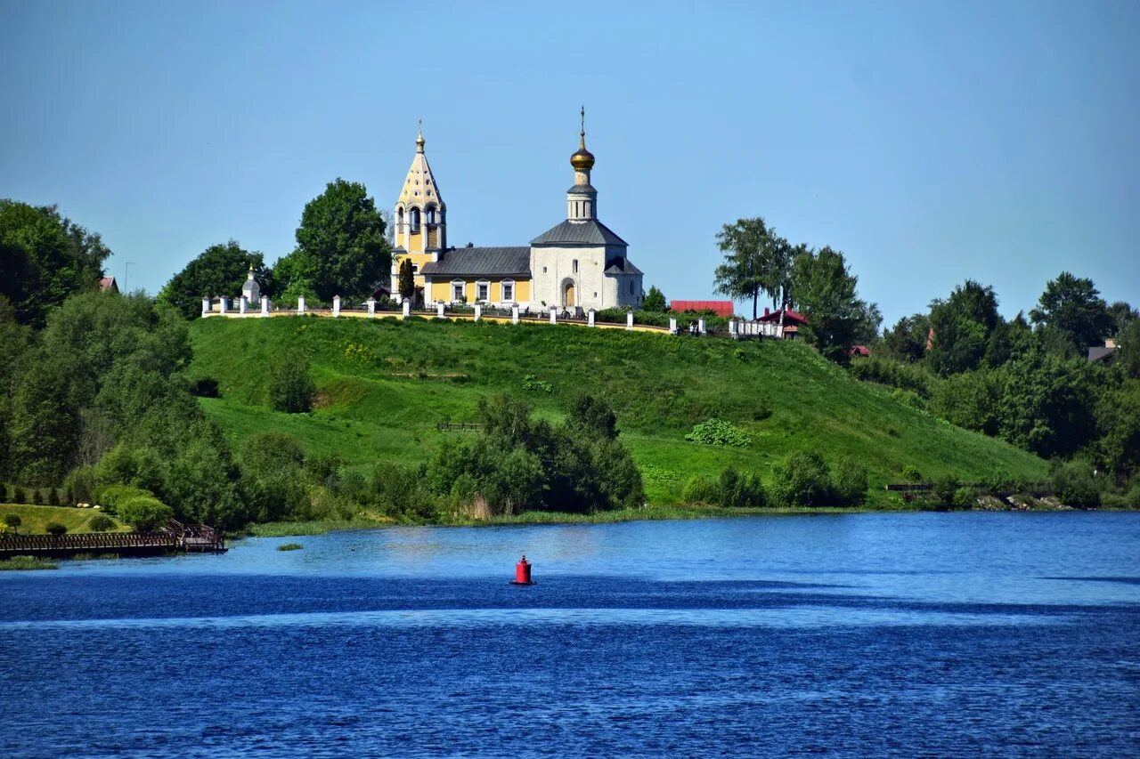 Городня (Городня на Волге, древнерусский город Вертязин). / Храм Рождества Богор