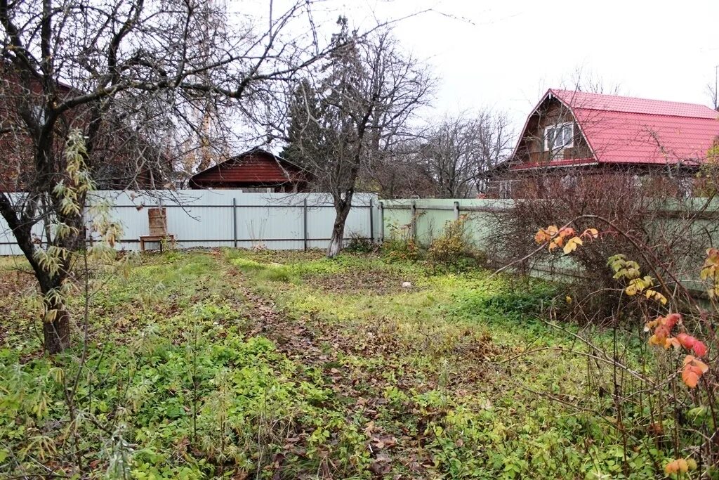 Купить участок в луге. Микрорайон Луговая в городе Лобня. Лобня. Мкр Луговая ул Луговая д11. Станция Луговая ул Высоковольтная. Станция Луговая Савеловское направление Высоковольтная улица.