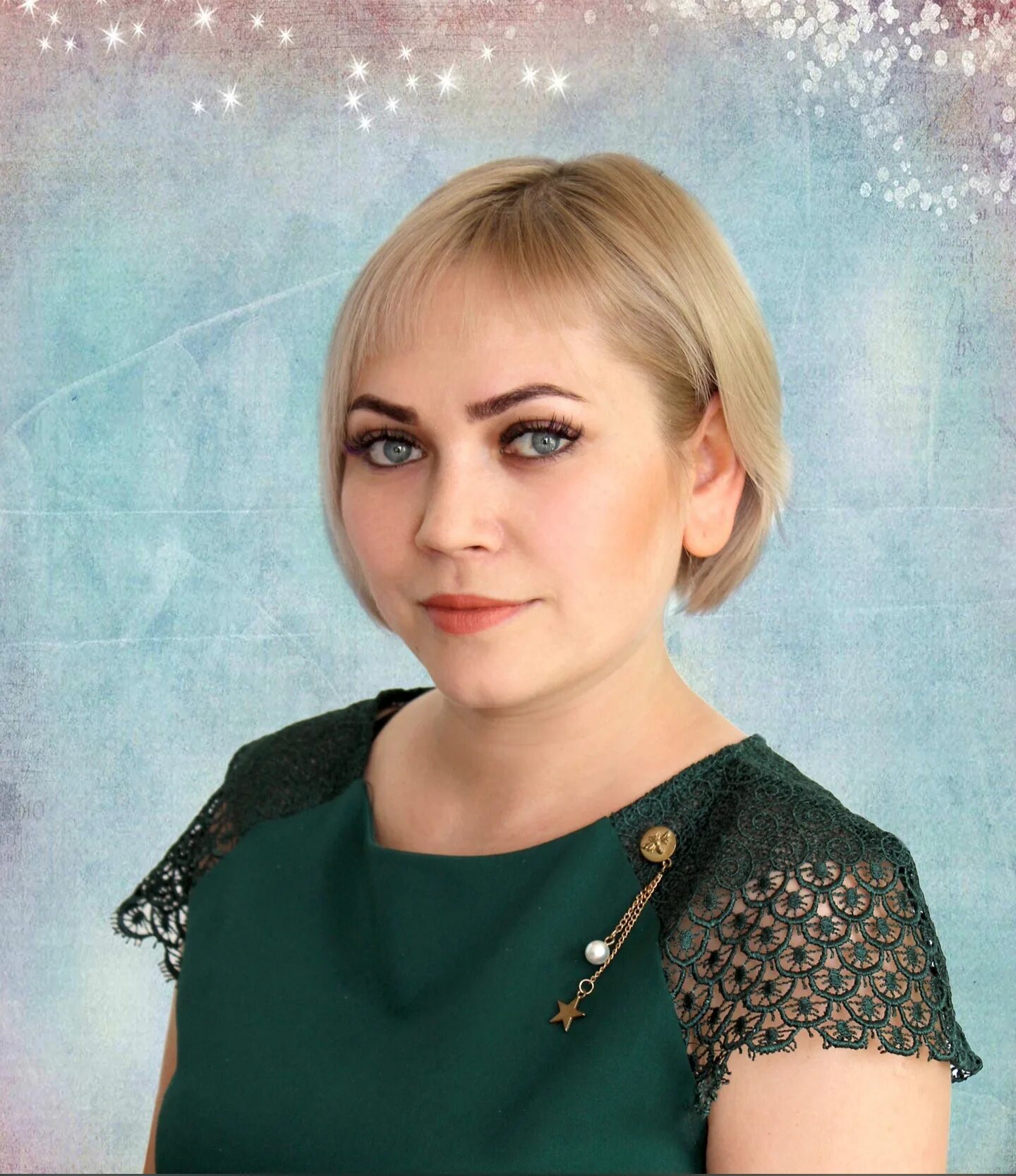 Директор 46 школы екатеринбург. Учителей 46 екатеринбург. 46 школа учителя. Учителей 46 екатеринбург. Учителей 46.