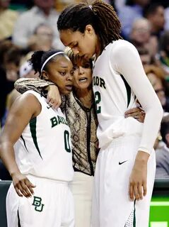 Basketball Girls, Basketball Players, Basketball Shoes, Football, Hug Photo...