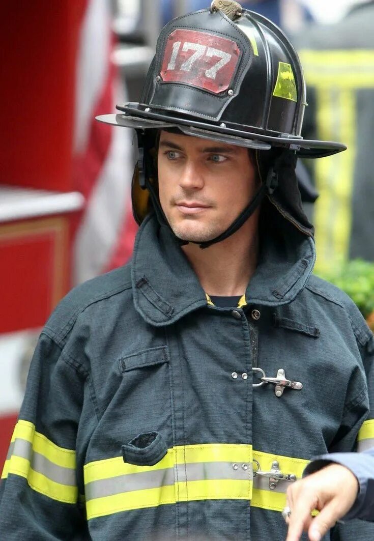 Пожарная служба в америке. Пожарная охрана сша. Форма пожарных сша. Пожарники сша. Пожарные сша.