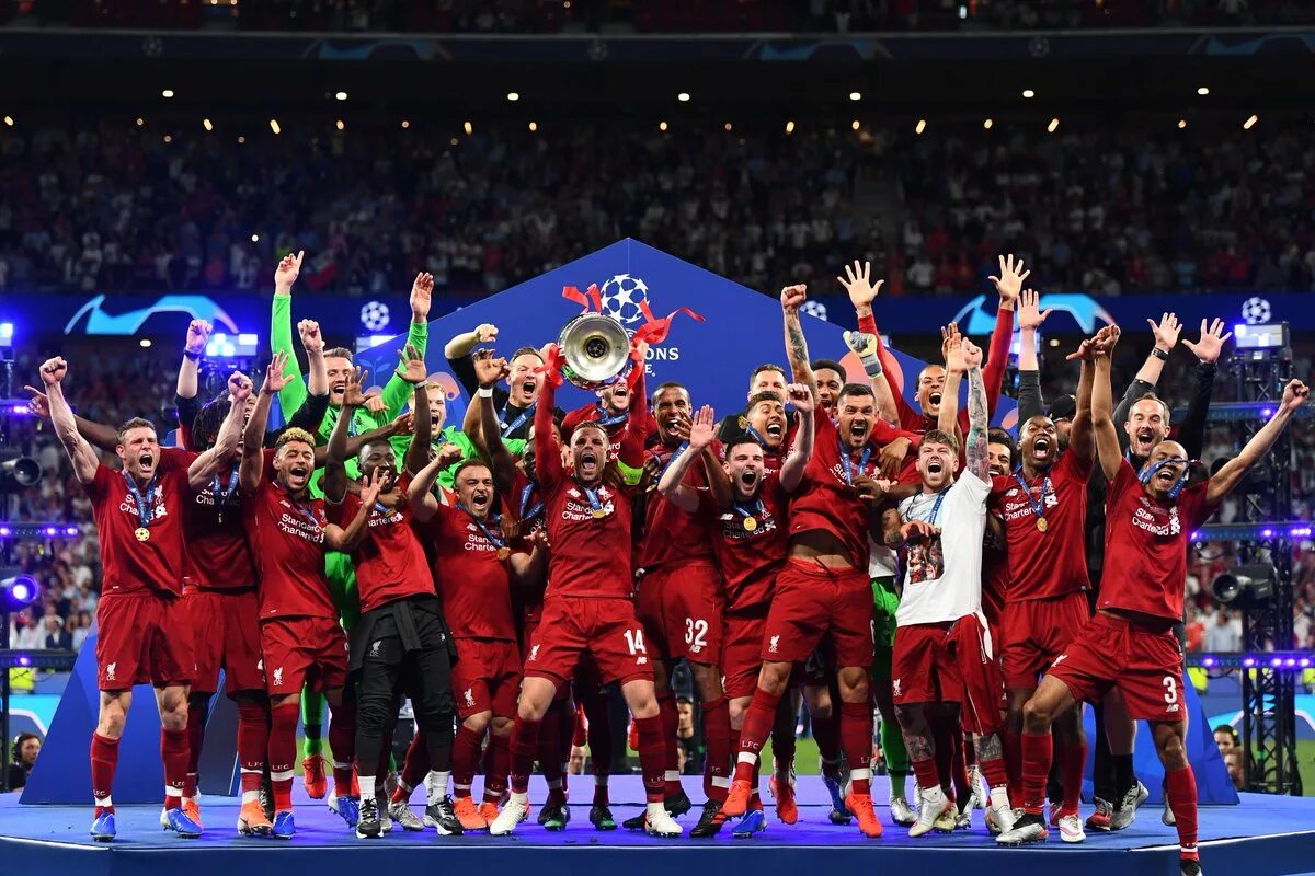 Лиги чемпионат сегодня. Ливерпуль лига чемпионов 2019. ливерпуль финал лч 2019. ливерпуль победитель лиги чемпионов 2019. ливерпуль чемпион лиги чемпионов.