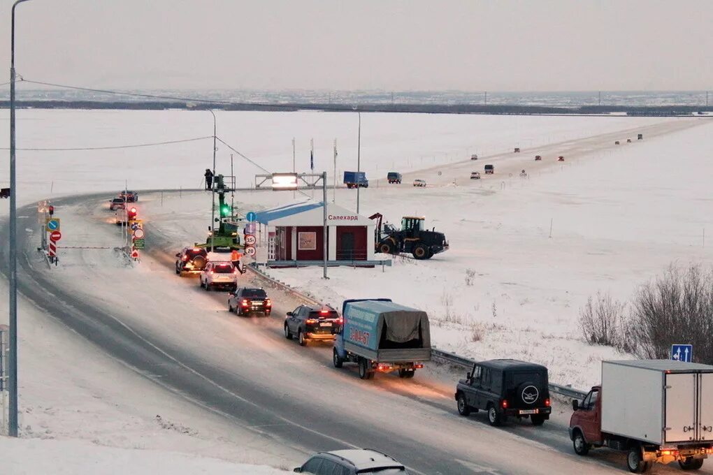 Лабытнанги мост. Ледовая переправа Салехард Лабытнанги. Переправа Обь Салехард Лабытнанги. Ледовая переправа Салехард. Ямал переправа Салехард Лабытнанги.