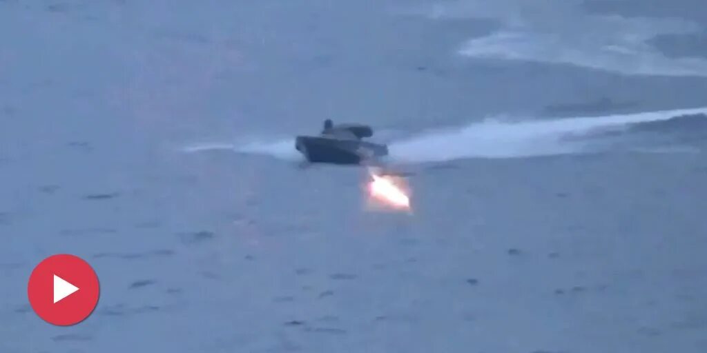 Корабли в черном море. Бдк вмф рф. Атака на корабль в крыму. Атака на корабль в крыму. Надводные беспилотники.