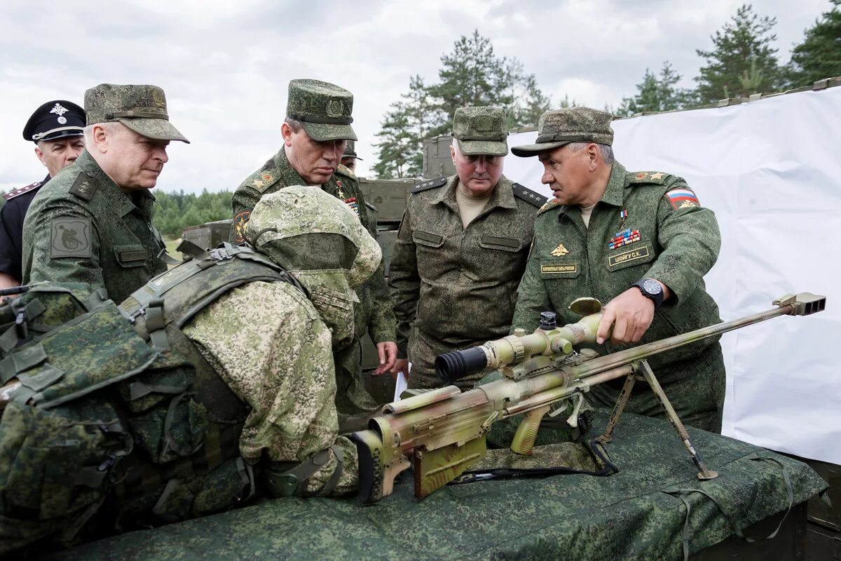 Вмешательство нескольких государств во внутренние военное. Морально боевые качества военнослужащих. Военное политическое вмешательство. Военное политическое вмешательство. Военное политическое вмешательство.
