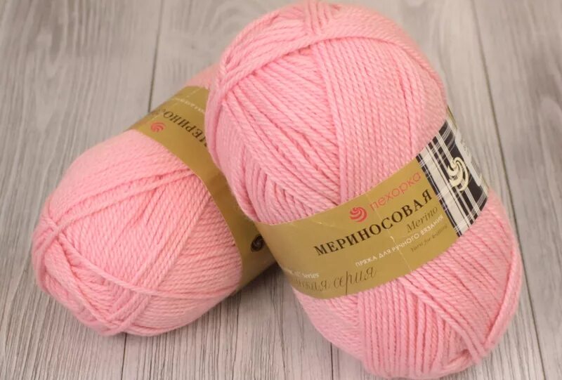 Пряжа мериносовая пехорка. Мериносовая от пехорки смотреть этикетку. Пряжа мериносовая пехорка. Пряжа пехорка мериносовая палитра. Пряжа для вязания пехорка мериносовая.