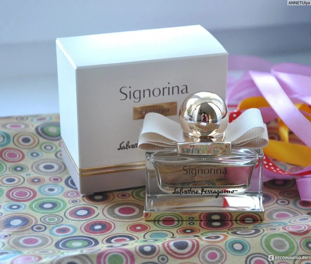 Signorina Eleganza Salvatore Ferragamo Ноты. Signorina Eleganza разбор. Signorina отзывы об аромате. Фото парфюма Signoria от Фармаси.