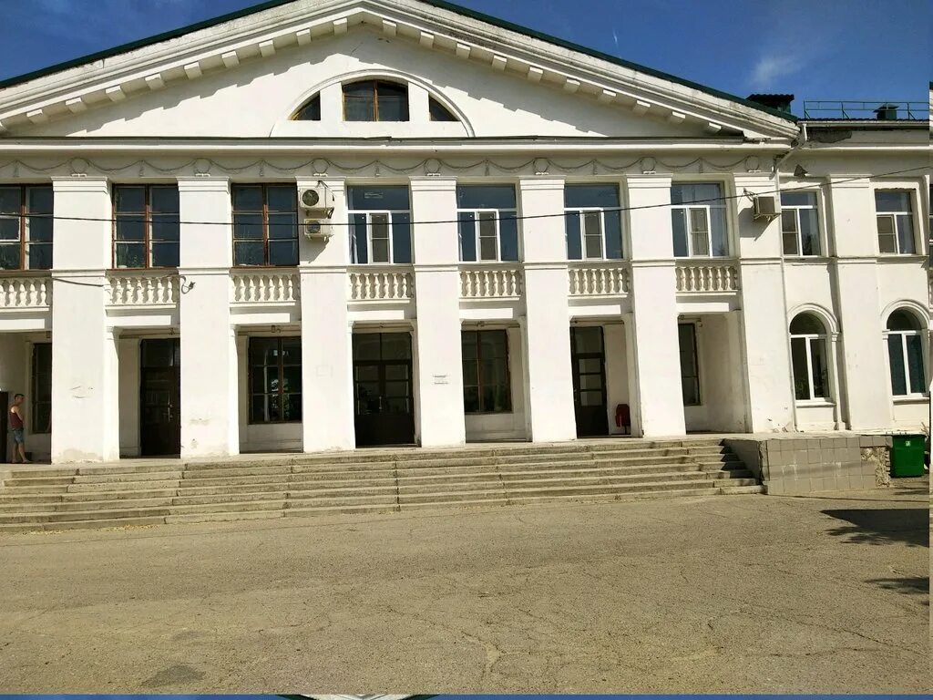 Областной центр. Музыкальная культура в волгограде. Мук цкид авангард. Центр культуры волгоград. Центр культуры волгоград.