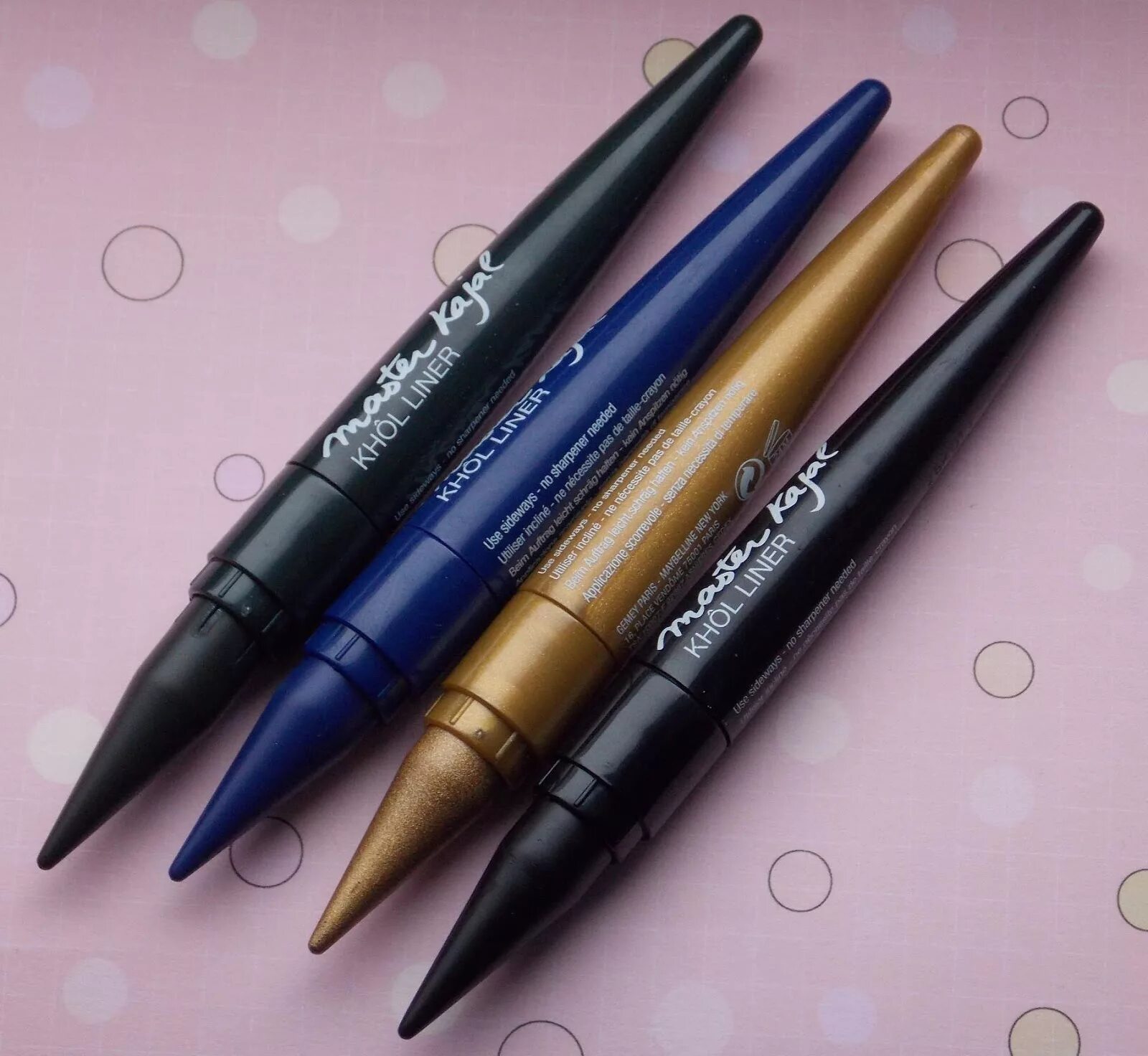Kajal pencil. Карандаш кайал. карандаши кайл. kajal карандаш для глаз. каял 2025.
