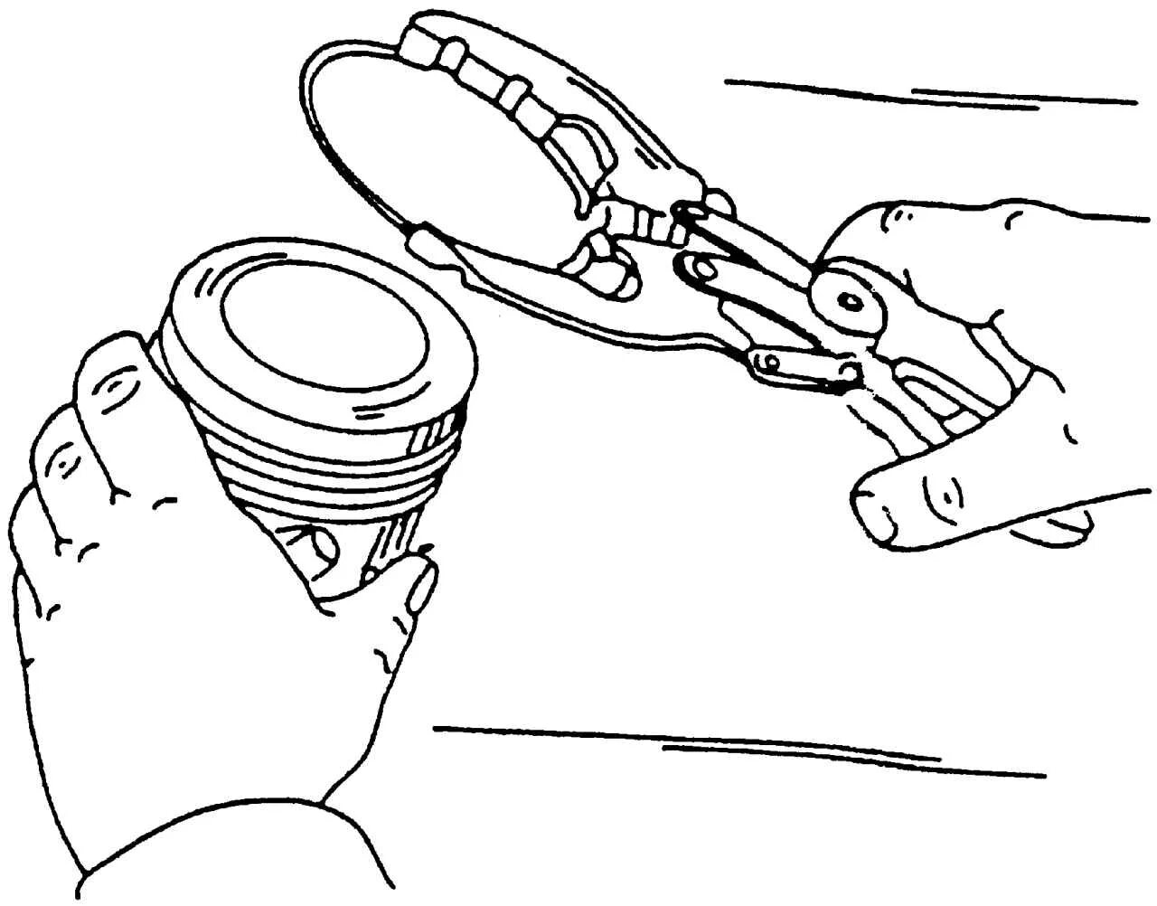 Снятие поршней. Снятие поршневых колец с поршня КАМАЗ 740. Съемник для снятия поршневых колец. Снятие поршневых колец с поршня съемником. Приспособление для установки поршневых колец.