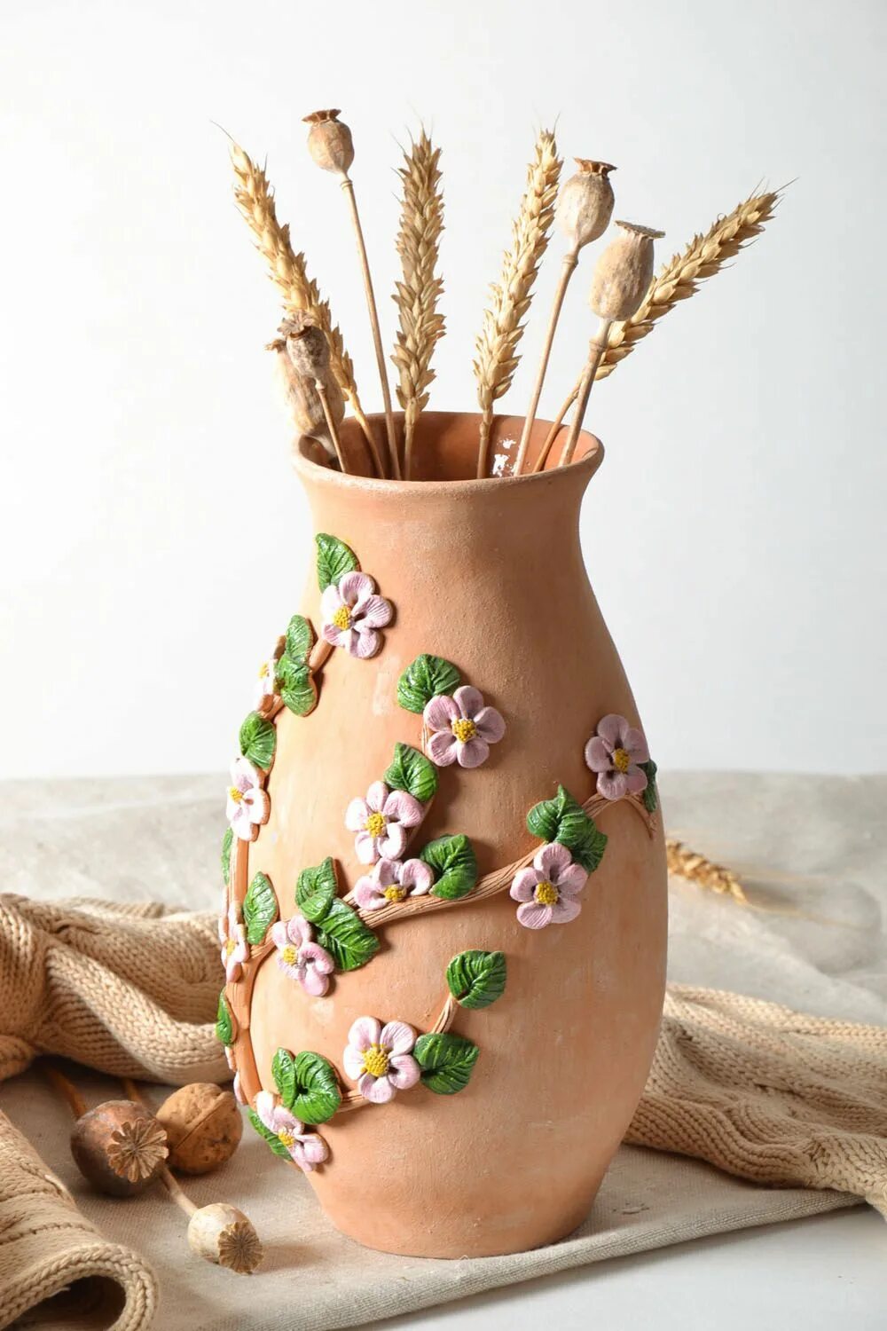 Лепить вазу. Ваза из глины. Глиняные вазы. Декоративные вазы из глины. Мини вазочки из глины.